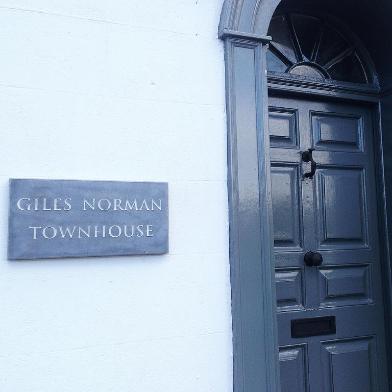 Giles Norman Gallery & Townhouse 金塞尔 外观 照片